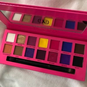 ABH x Alyssa Edwards Palette 💗